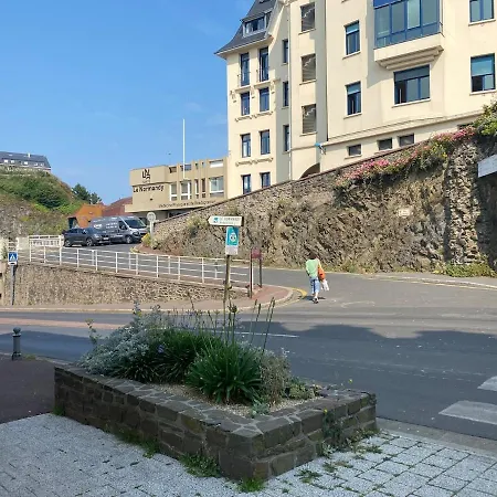 Patton Semesterbostad